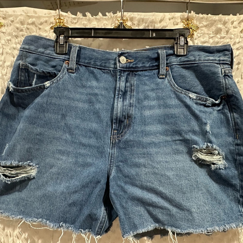 Old Navy Denim Blue Distressed Women's Shorts